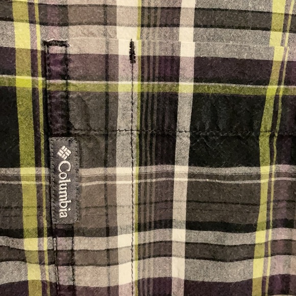 Men’s Columbia Plaid Button Down - Picture 4 of 5